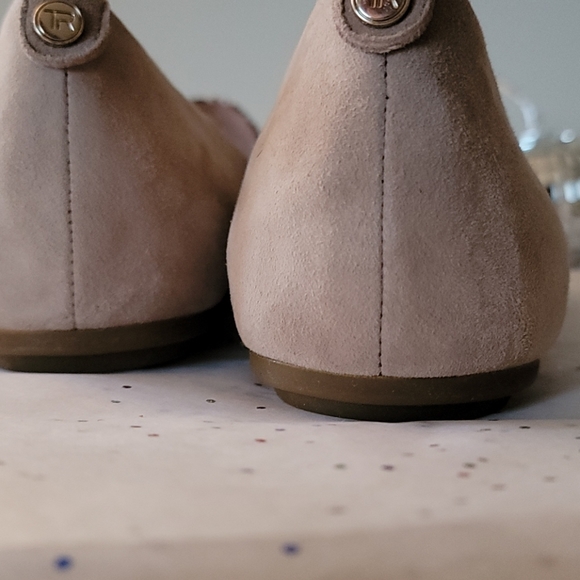 Taryn Rose Tan Suede Weatherproof Flats - Picture 8 of 14